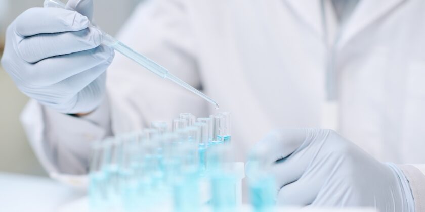 shutterstock 2146966587 840x420 - Post-Vac-Debatte: Wissenschaftliche Fakten